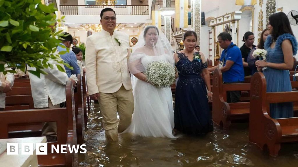 Why couples keep getting married in flooded churches