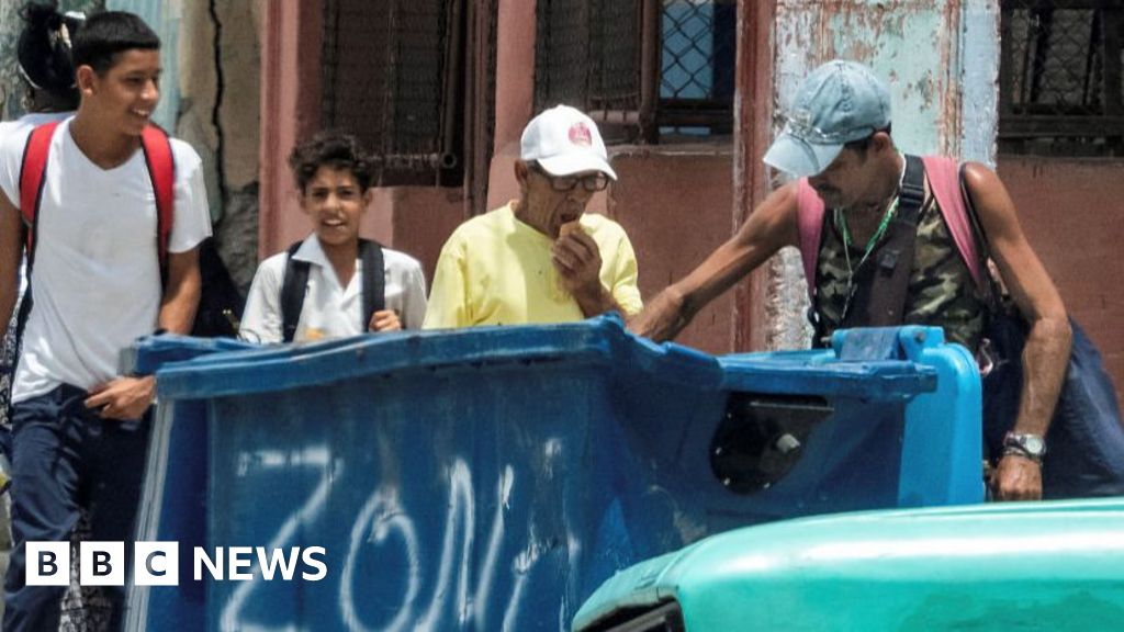 Cuban minister resigns after saying ‘there are no beggars in Cuba’