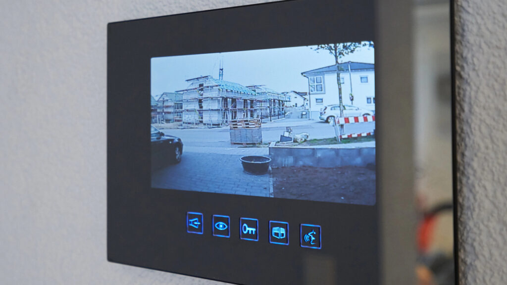 6 Major Benefits of a Video Doorbell and 2 Drawbacks to Consider – Automated Home