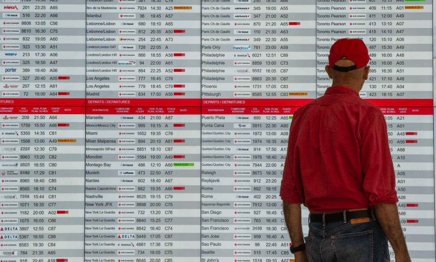 Filing a complaint about the Air Canada strike? Expect a long wait
