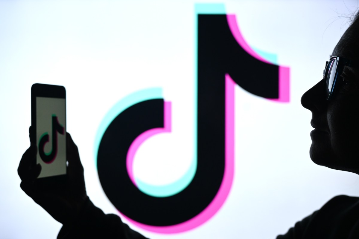 TikTok’s latest feature lets college students find and connect with classmates