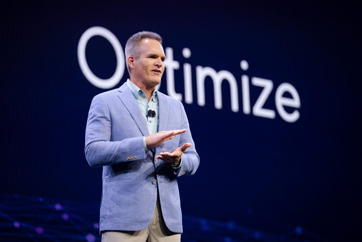 Smartsheet CEO Mark Mader retiring; Apptio co-founder Sunny Gupta will take over enterprise giant – GeekWire