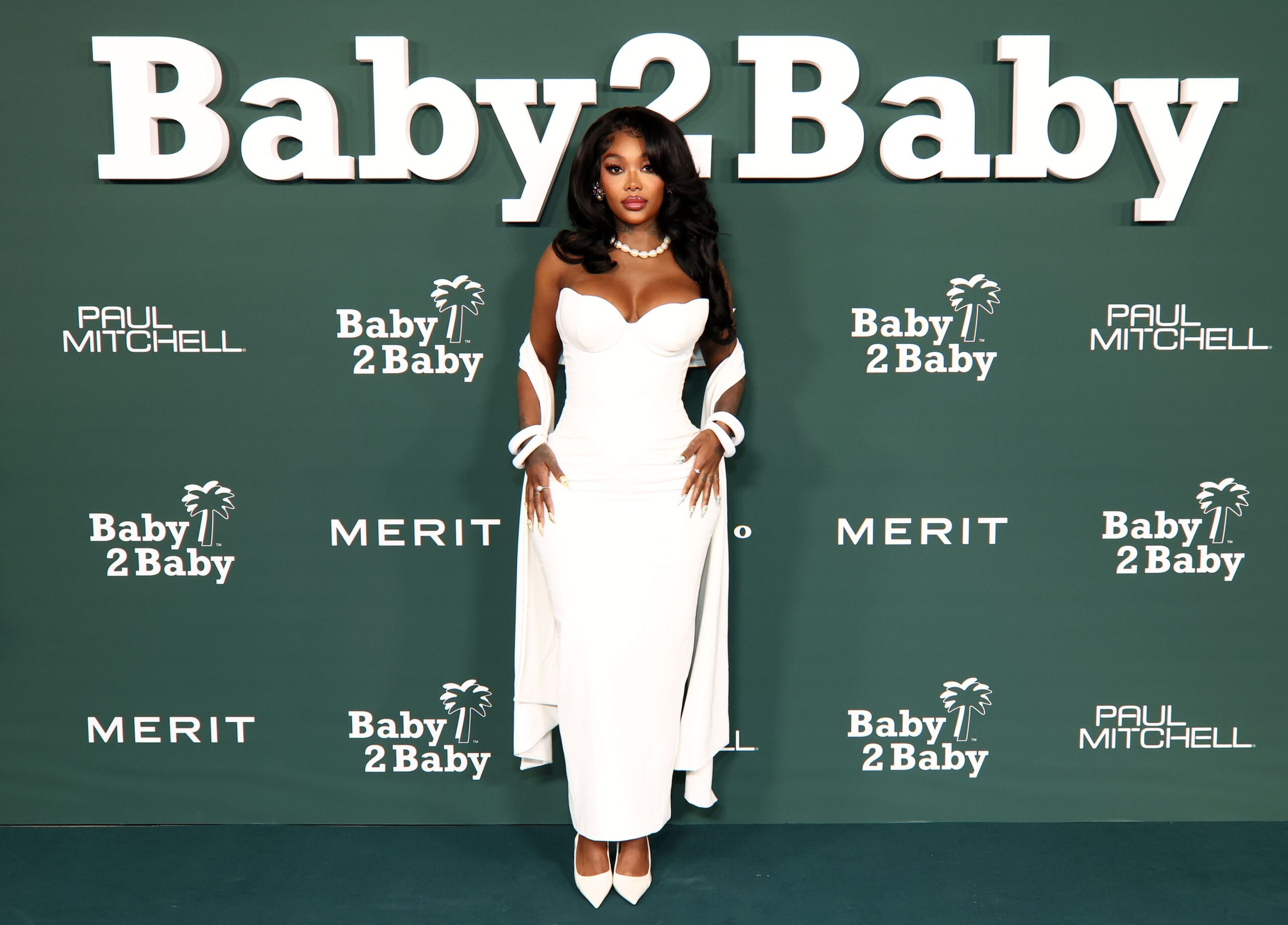 Daughter Checks Her Over School Drop-Off Fit