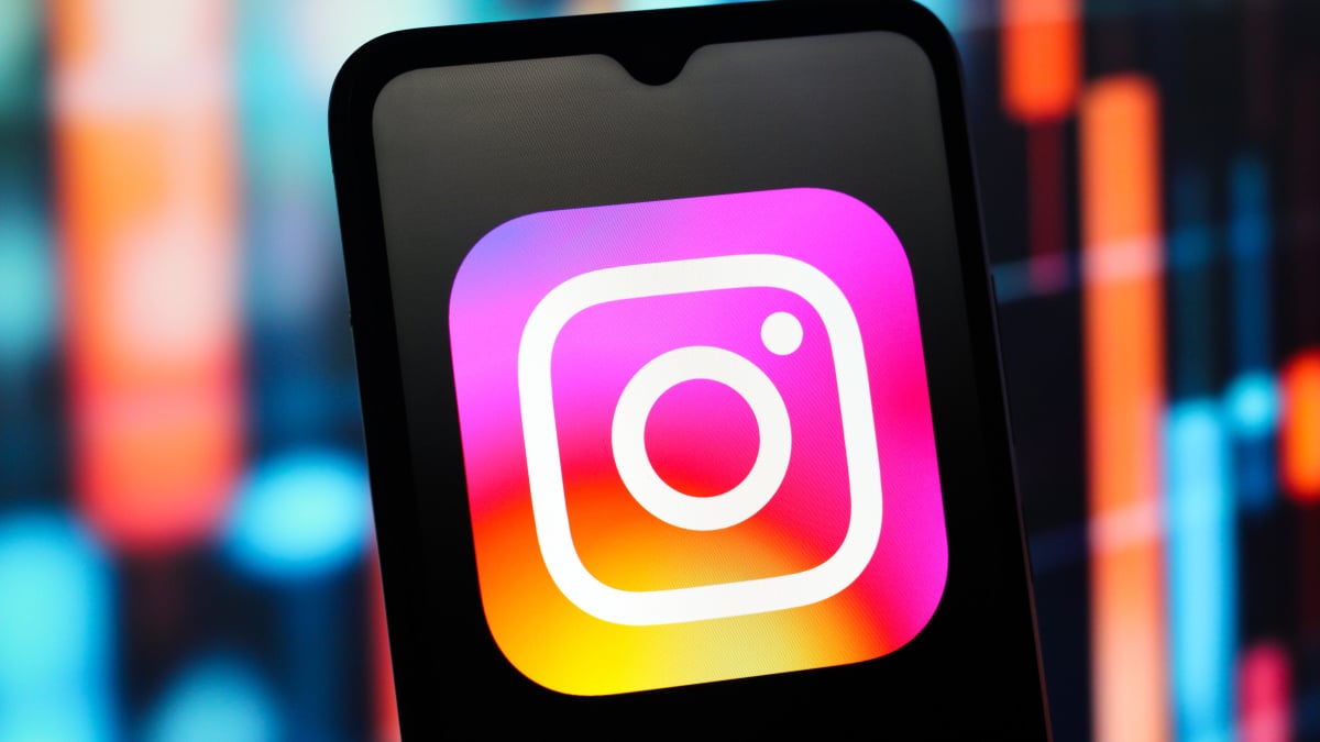 You can no longer go live on Instagram unless you have 1,000 followers