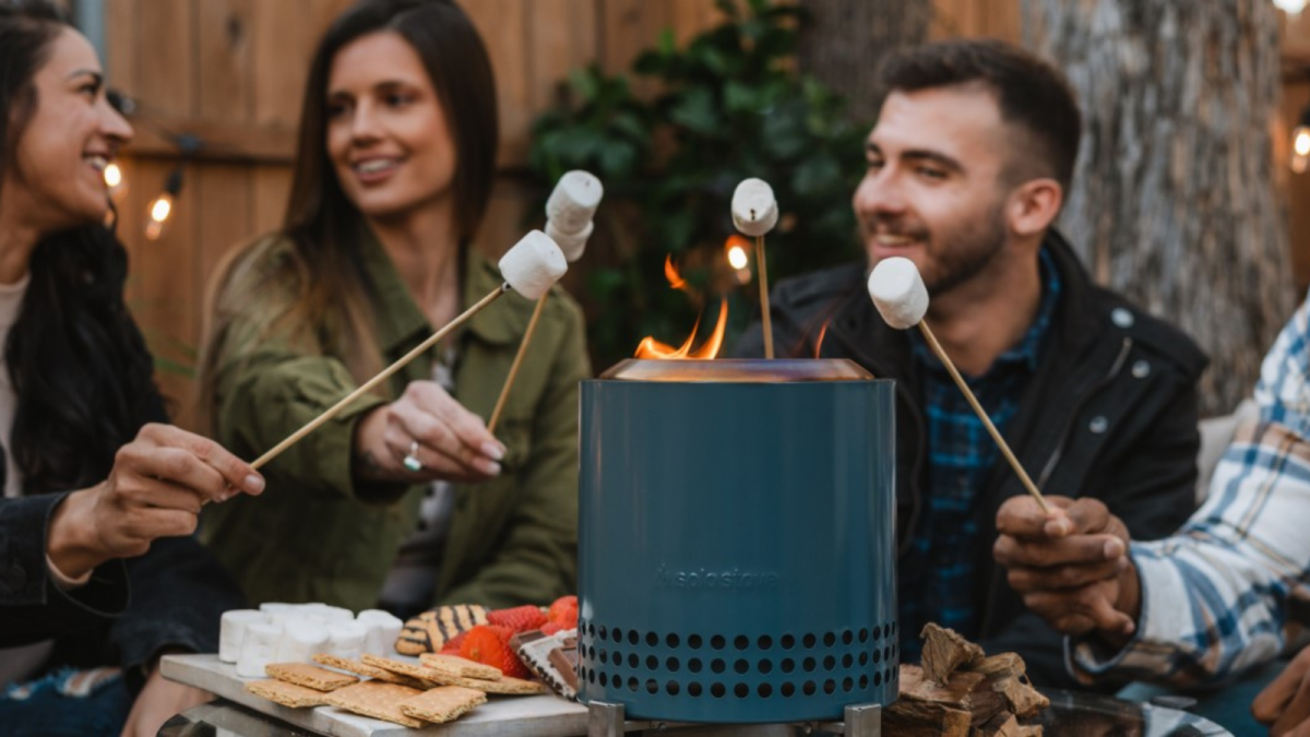 Fire pit deal: Save $40 on the Solo Stove Mesa XL at Amazon