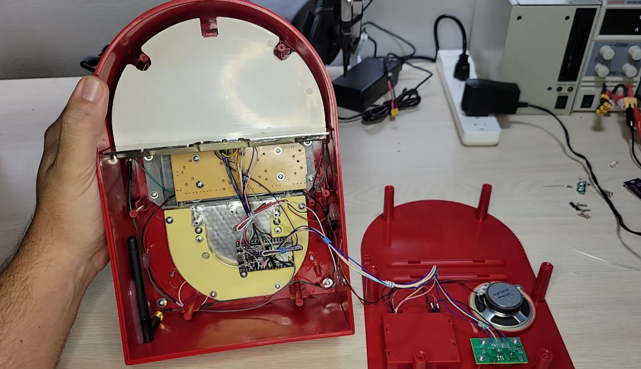 Holiday Jukebox Gets ESP32, Home Assistant Support