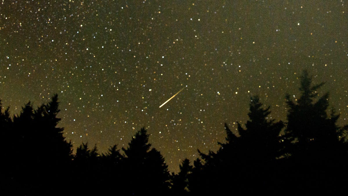 You Can Still See Bright Fireballs During the Perseids Meteor Shower