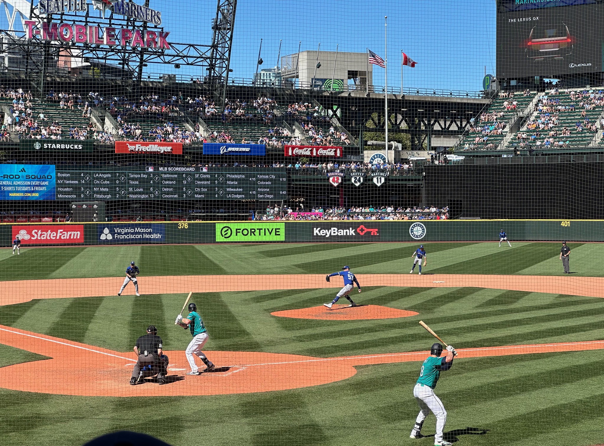 T-Mobile will power Automated Ball-Strike Challenge System coming to Major League Baseball in 2026 – GeekWire