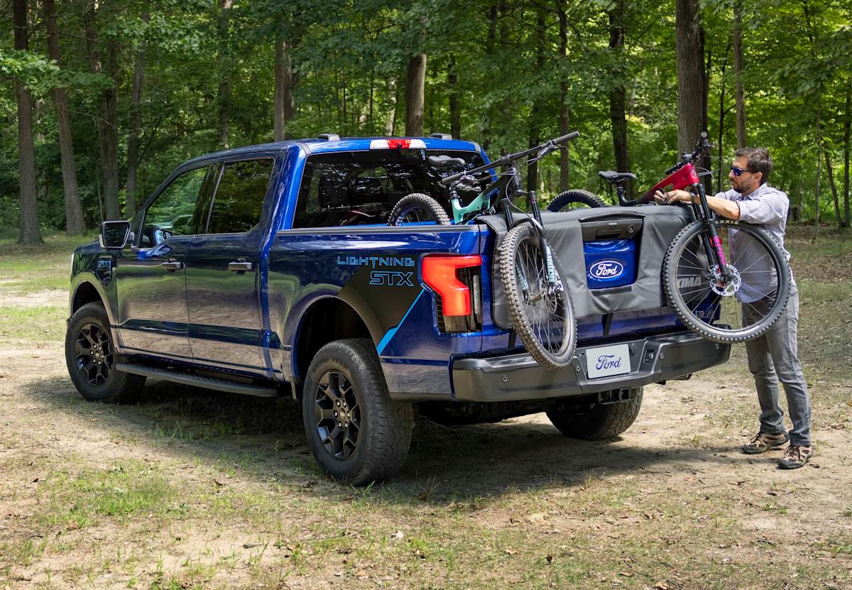 Ford’s F-150 Lightning STX replaces the XLT while boosting range and power