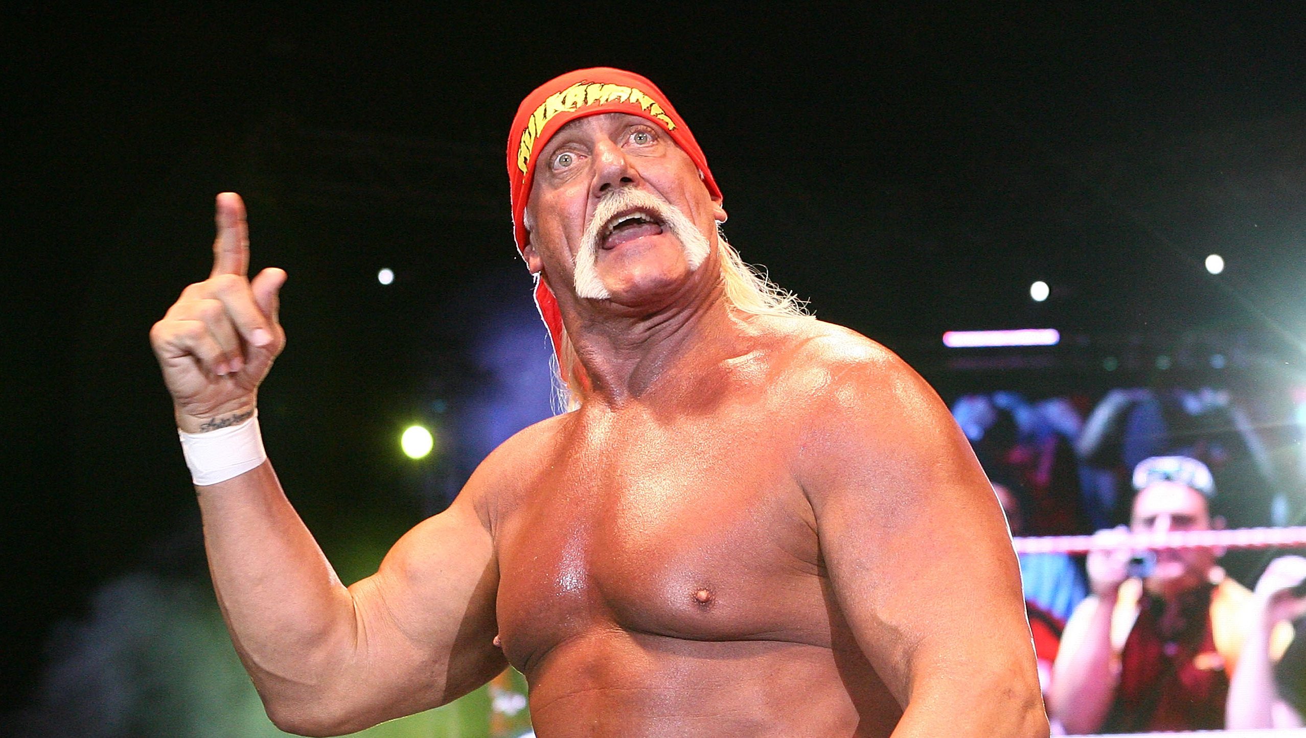 Do Celebrities Really Die in 3s? All About the Viral Death Theory – Hollywood Life