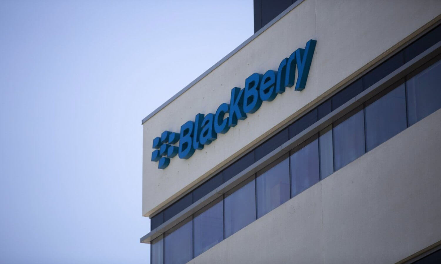 Stock news for investors: BlackBerry reports Q2 profit growth while Air Canada slashes guidance post-strike