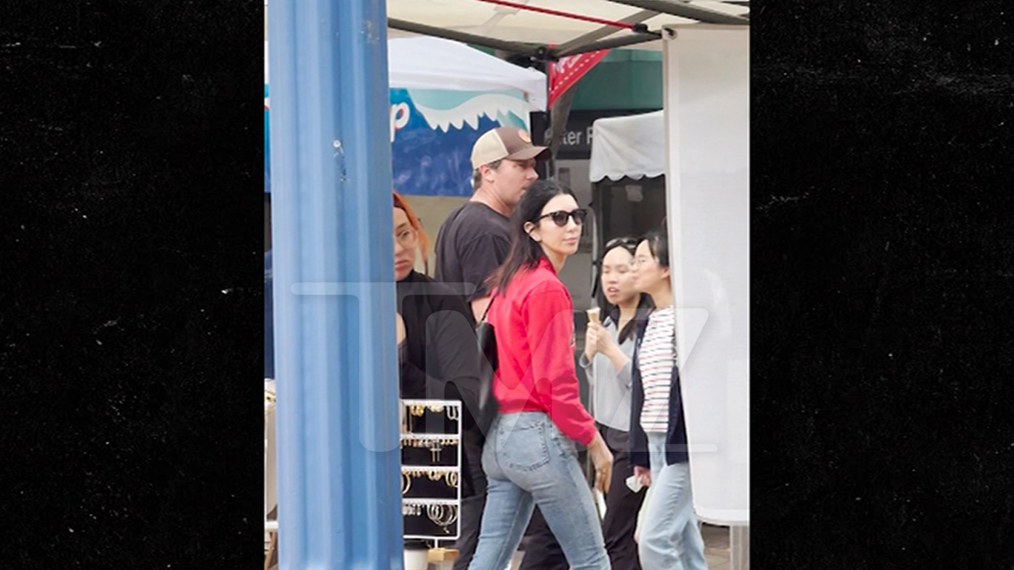 Armie Hammer Grabs Lunch, Walks Through Farmer’s Market with Mystery Woman