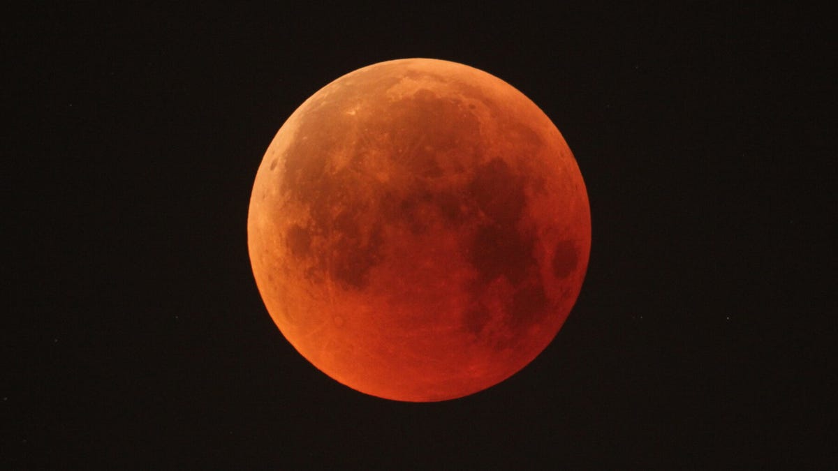 A Lunar Eclipse and Blood Moon Are Coming This Weekend: How to Stream Them